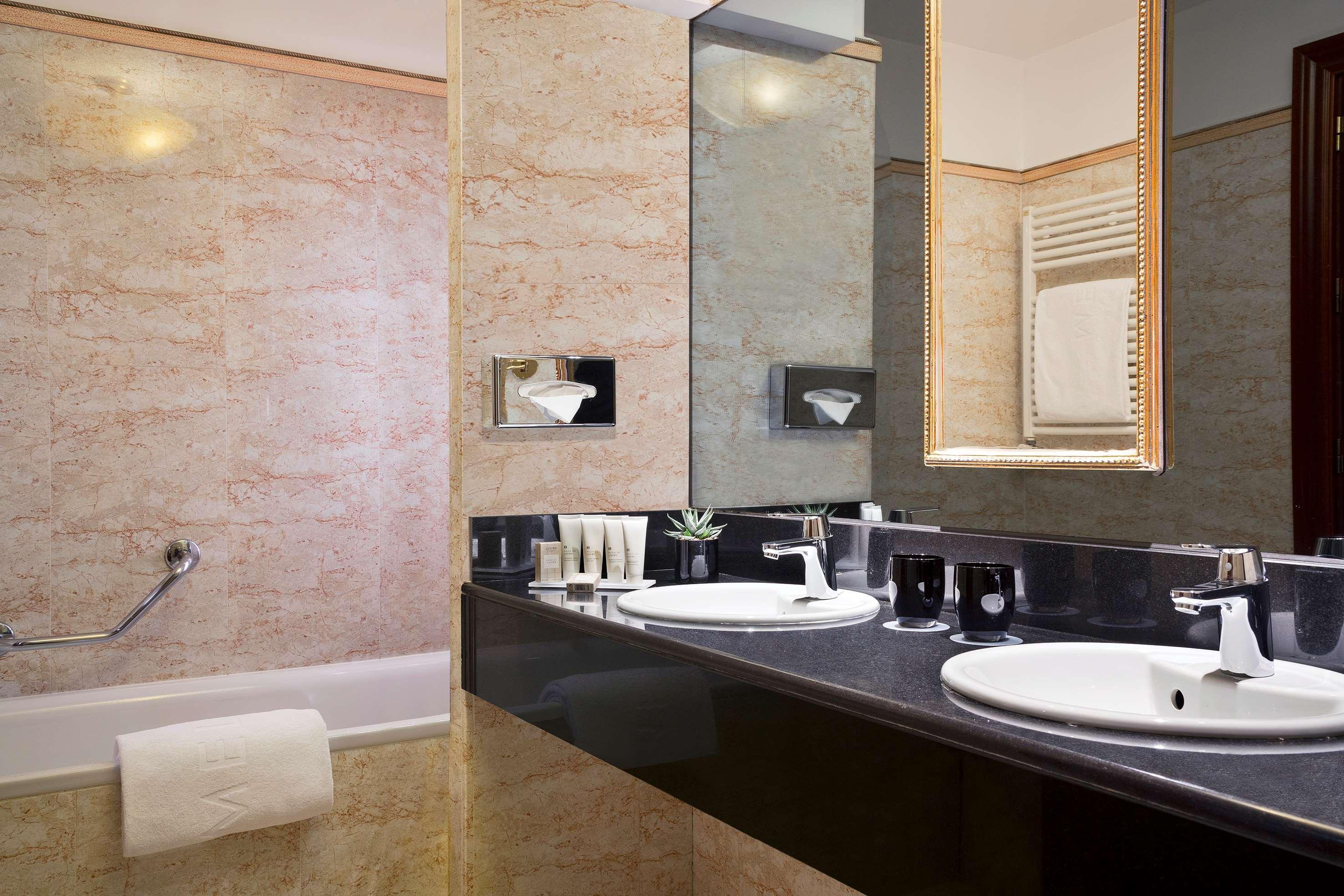 Hotel Melia Champs Elysées Parigi