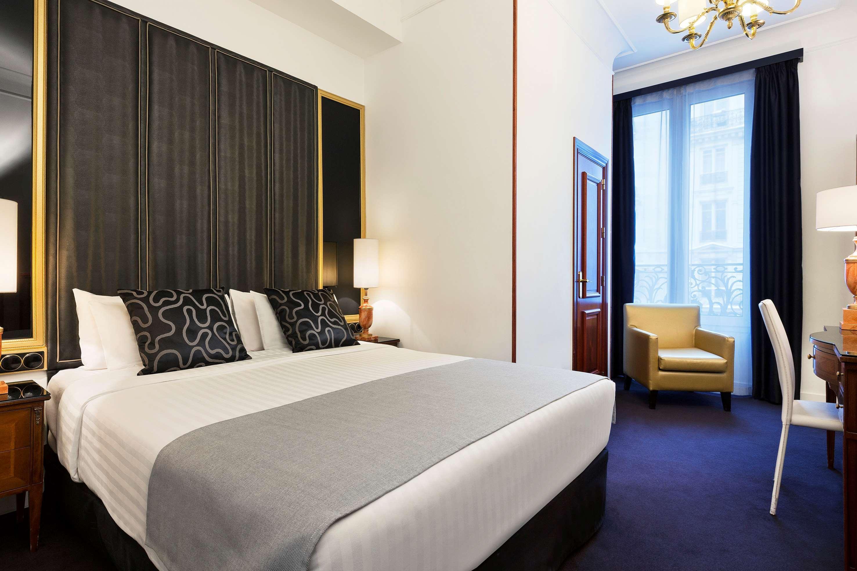 Hotel Melia Champs Elysées Parigi