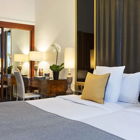 Melia Champs Elysées Hotel Parigi