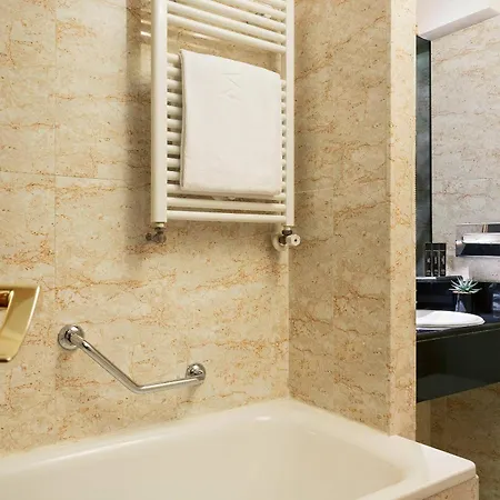 Melia Champs Elysées Parigi