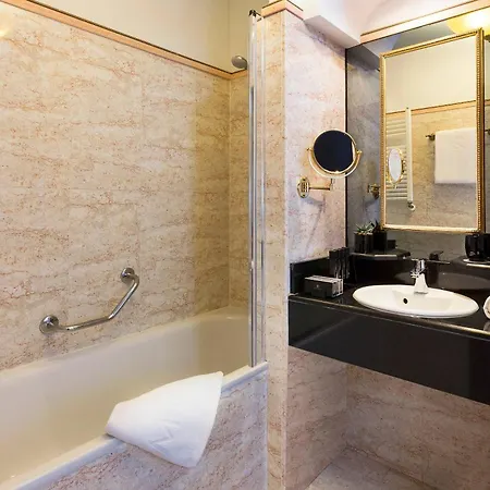 Hotel Melia Champs Elysées Parigi