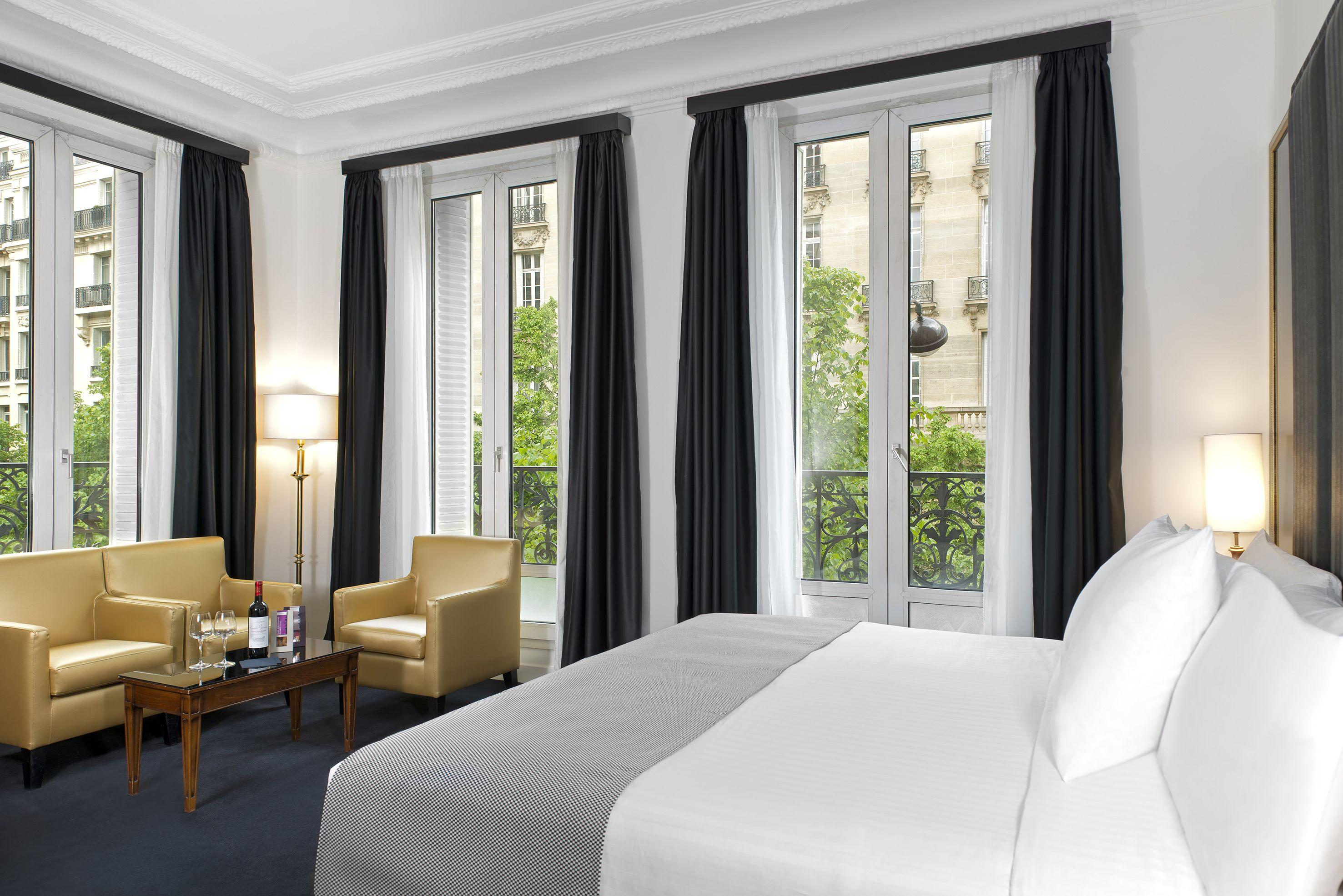 Melia Champs Elysees 4*