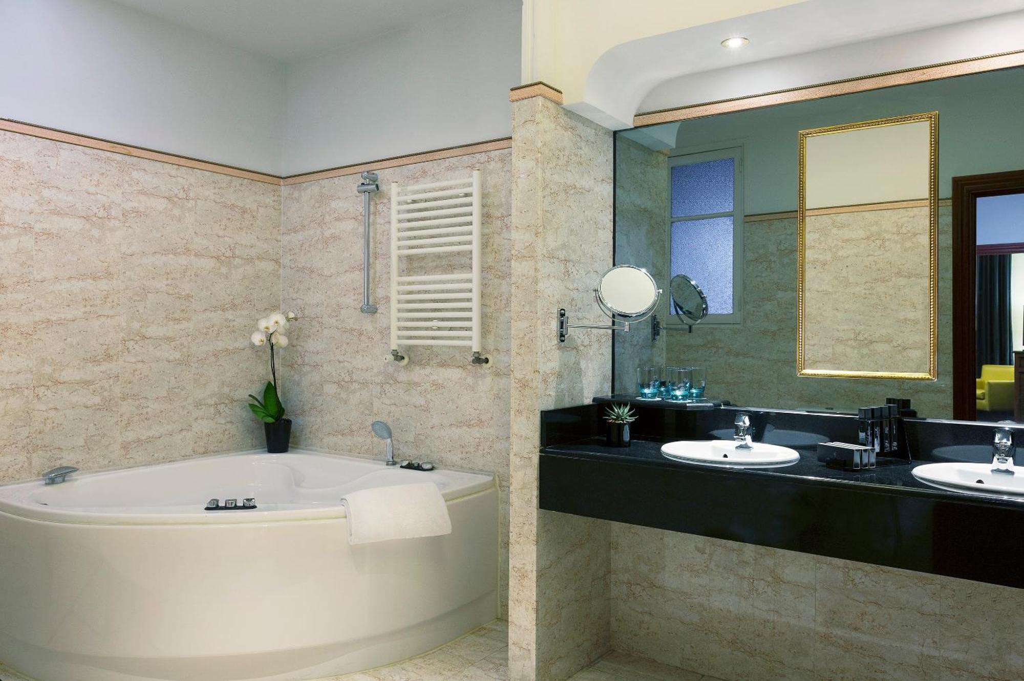 Melia Champs Elysées Parigi