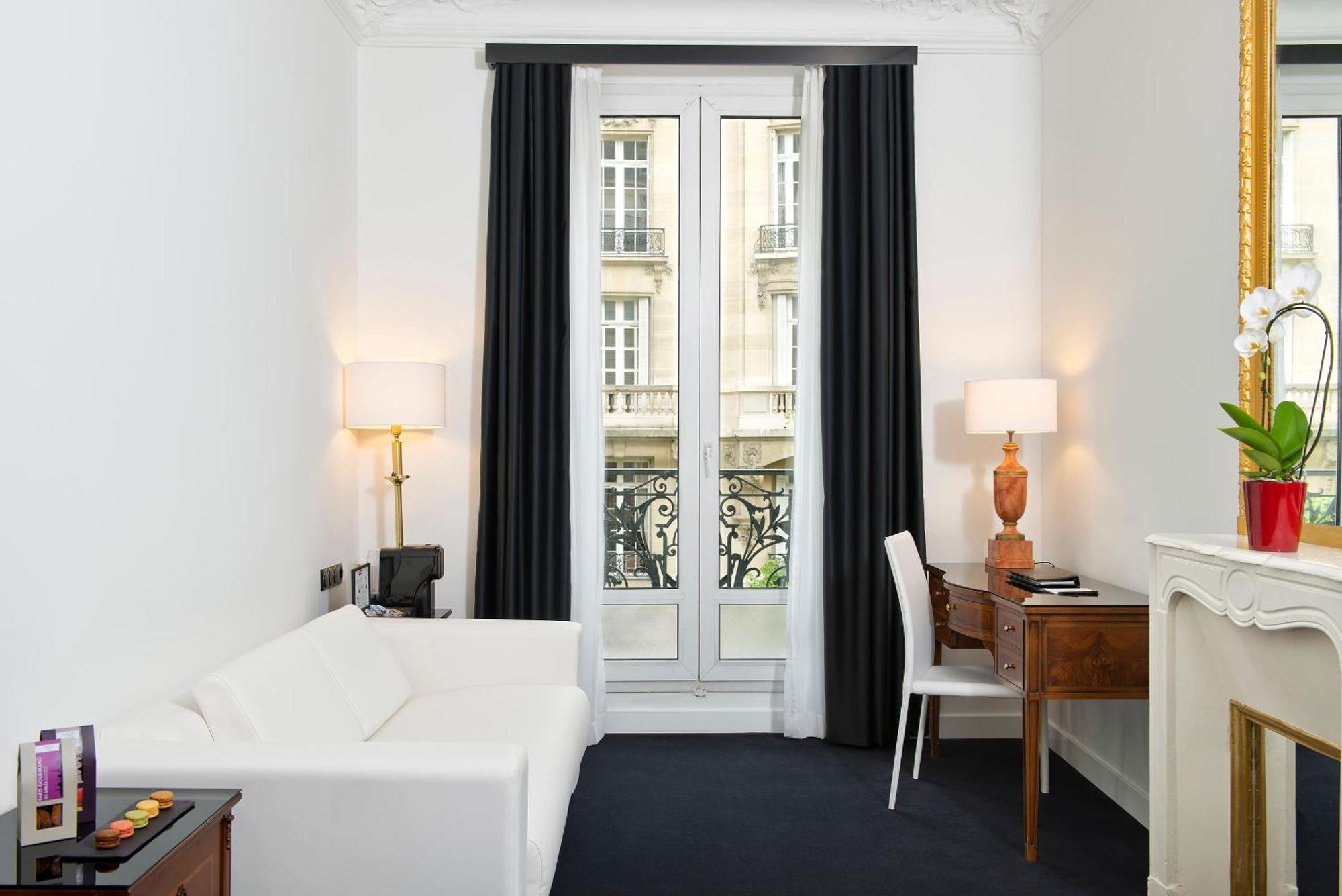 Melia Champs Elysees Hotel 4*