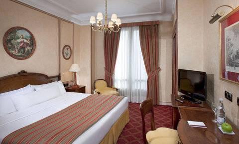 Melia Champs Elysees 4*