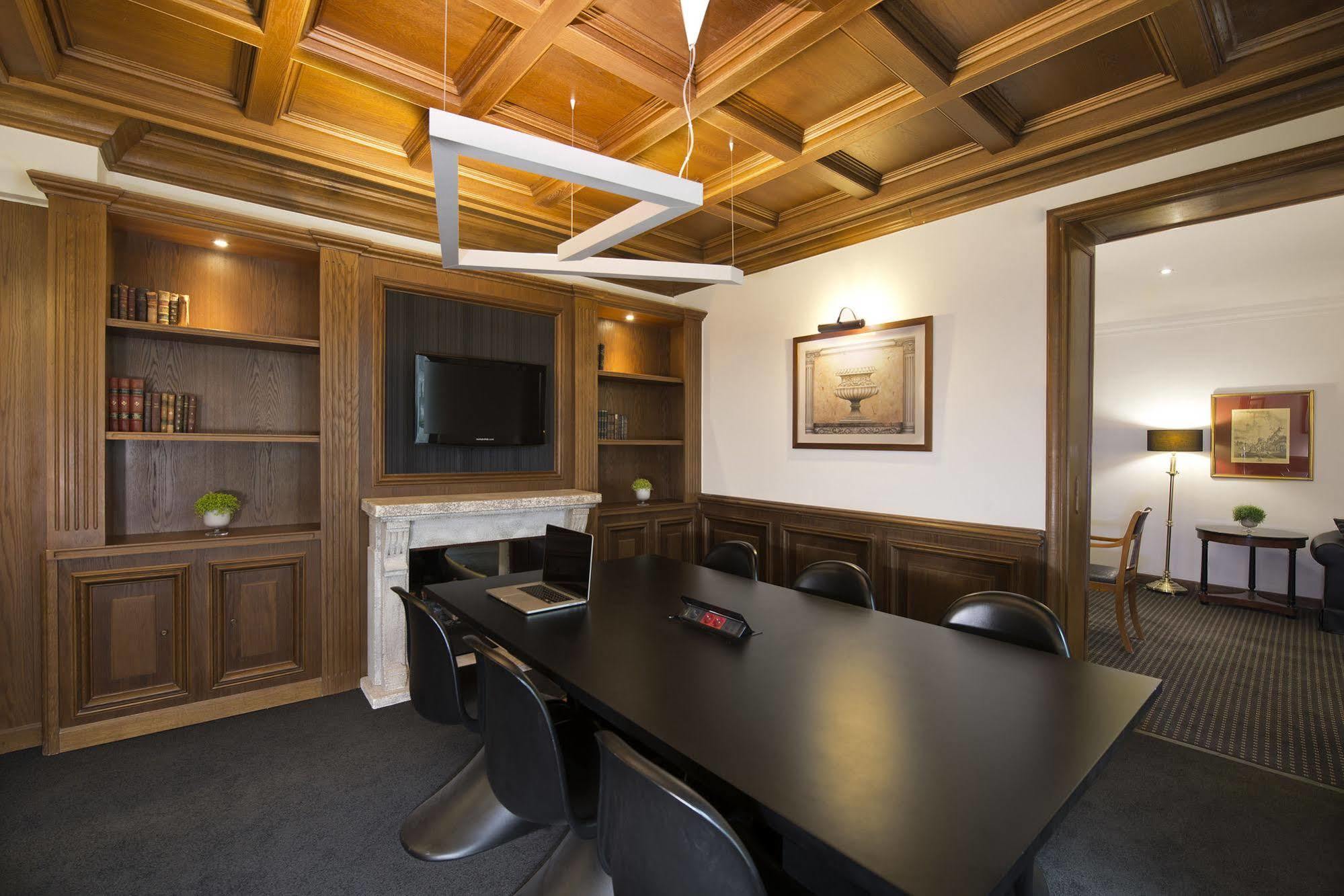 Melia Champs Elysées Hotel