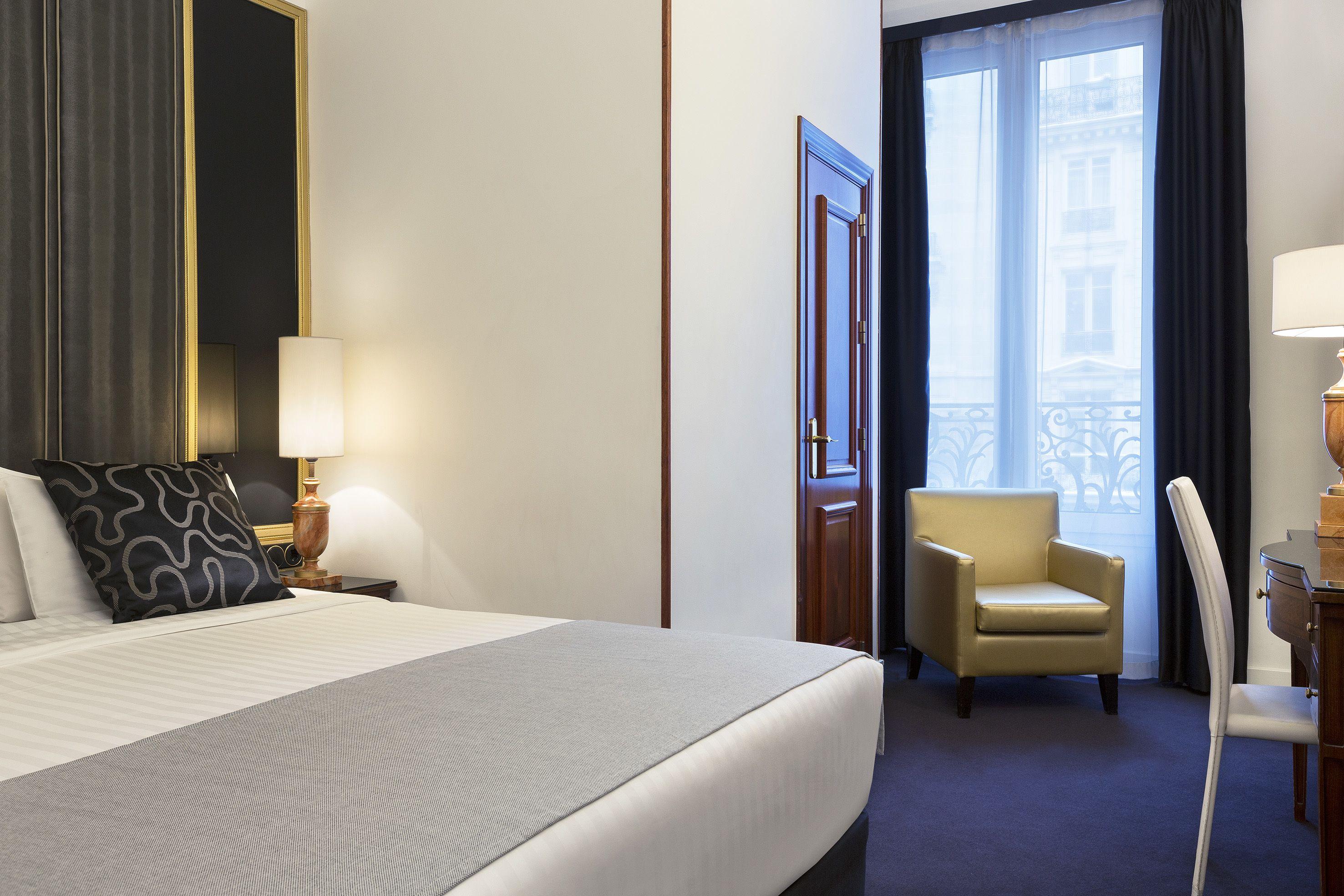 Melia Champs Elysées 4* Parigi