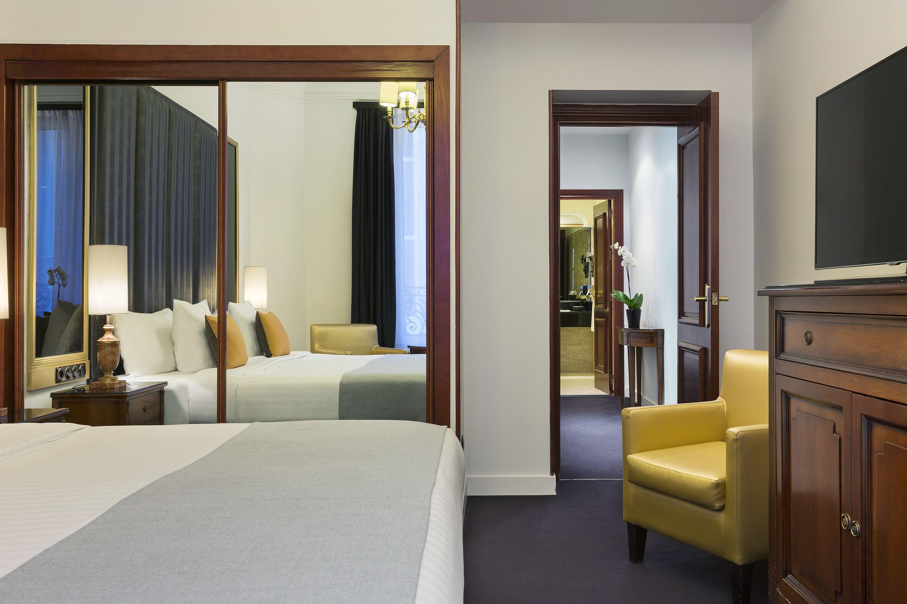 Melia Champs Elysées 4* Parigi