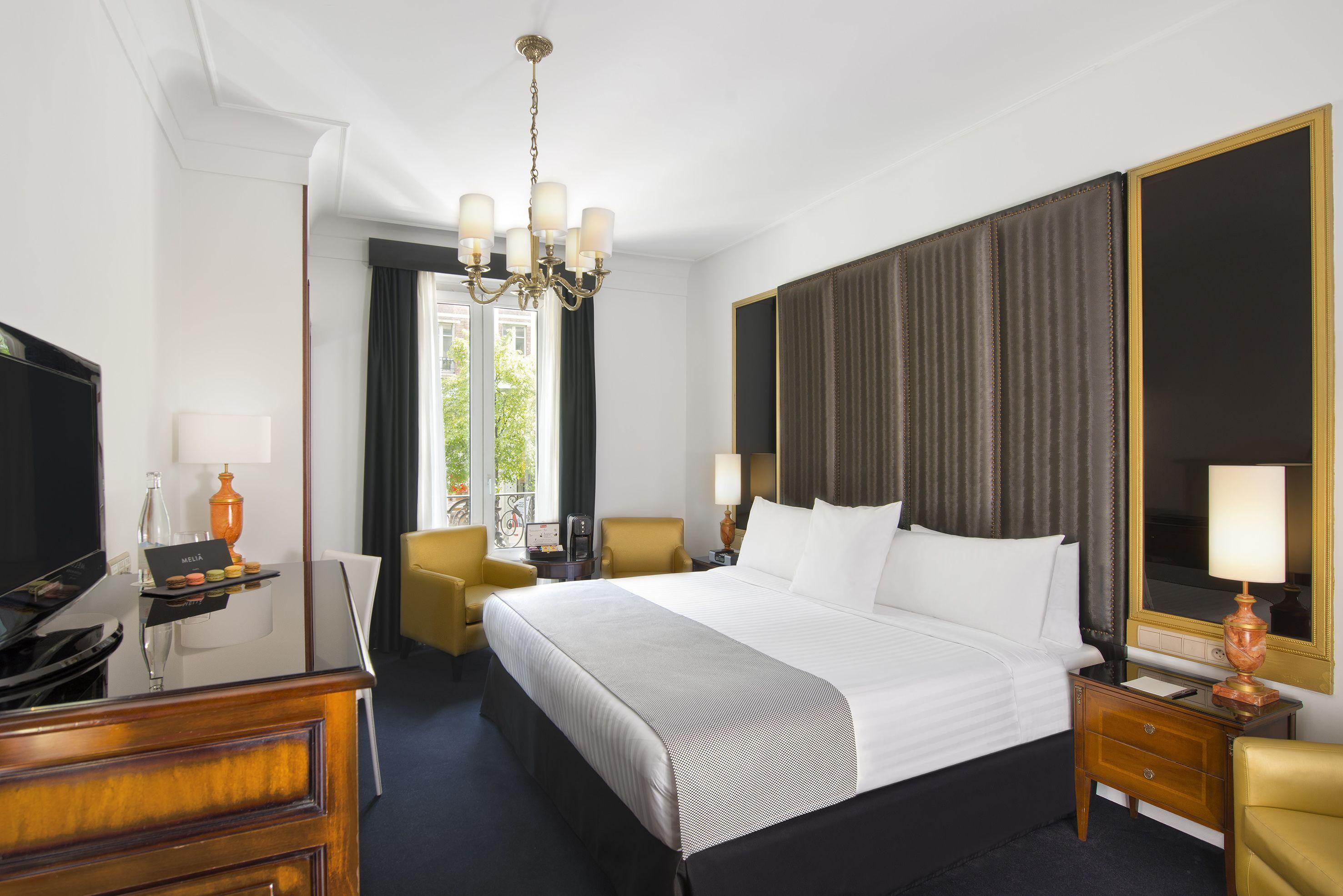Melia Champs Elysées Hotel Parigi
